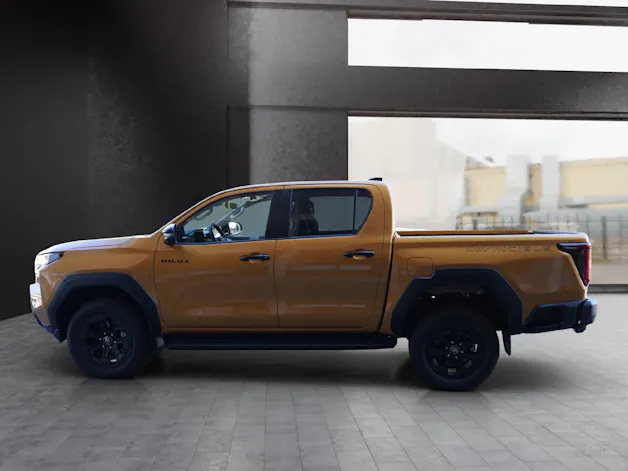 Toyota Hilux Double Cab.-Pick-up 2.8 D-4D MHEV 204 Invincible