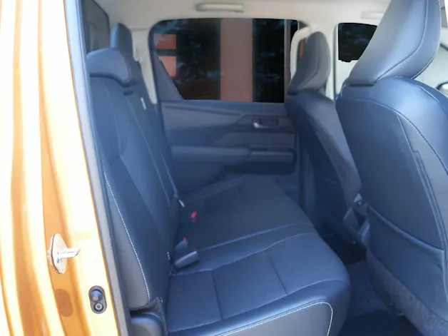 Toyota Hilux Double Cab.-Pick-up 2.8 D-4D MHEV 204 Invincible