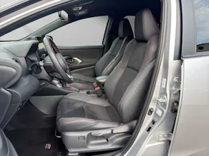 Toyota Yaris 1.5 VVT-i HSD GR Sport
