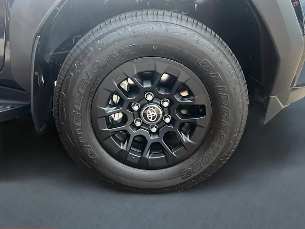 Toyota Hilux Double Cab.-Pick-up 2.8 D-4D MHEV 204 Advanced