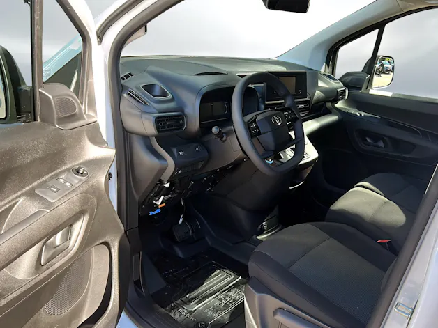 Toyota PROACE CITY Van L1 52KWh Active