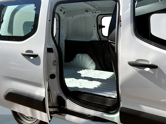 Toyota PROACE CITY Van L1 52KWh Active