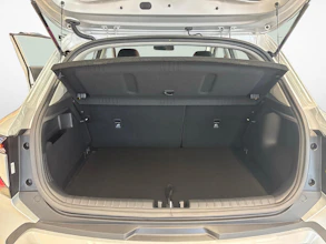 https://vehicle.imgix.net/4443627/5770f270-51f6-4ecb-82b3-7a566c535635.jpg