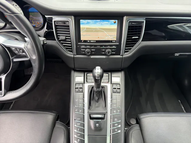 PORSCHE Macan 3.6 V6 Turbo