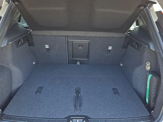 VOLVO XC40 2.0 B3 MH Plus Dark