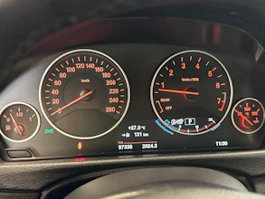 https://vehicle.imgix.net/4443672/4d161a9e-59c2-48e9-b412-b26b3cd1a41a.jpg