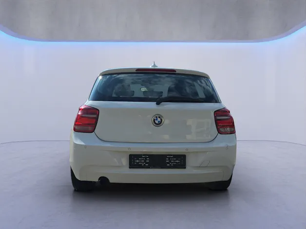 BMW 116i ab Platz zum selber aufbereiten