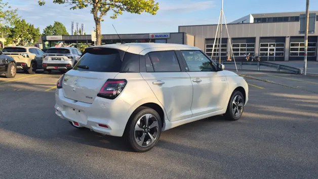 Suzuki Swift 1.2 Piz Sulai Top Hybrid 4x4