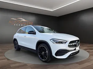 MERCEDES-BENZ GLA 250e AMG Line 8G-DCT | CH | MSI+ Garantie 01/2027 | Gratis Service | WIE NEU | Pano | AHK |