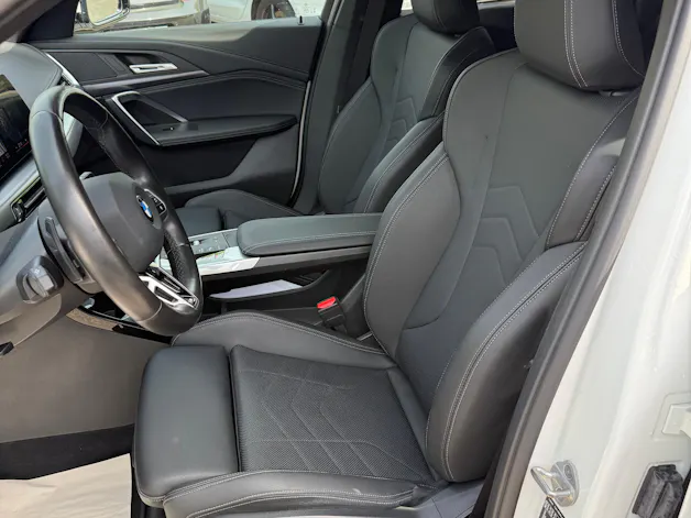 BMW X1 xDrive 20d 48V M Sport *PANORAMA-DACH / ANHÄNGERKUPPLUNG / CH-FAHRZEUG*