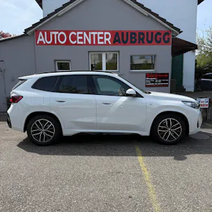 BMW X1 xDrive 20d 48V M Sport *PANORAMA-DACH / ANHÄNGERKUPPLUNG / CH-FAHRZEUG*