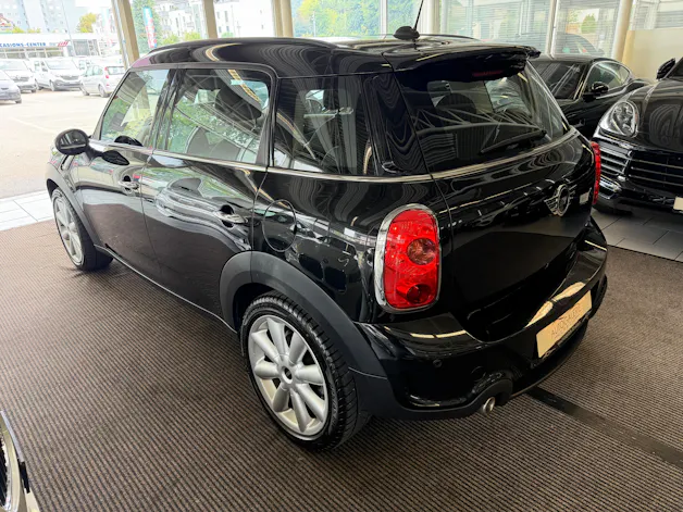 MINI Countryman Cooper SD ALL4 Steptronic Snowhill | CH Fahrzeug | Chili | Wired | Xenon | NAVI |