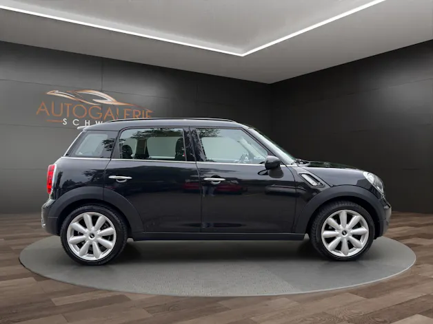 MINI Countryman Cooper SD ALL4 Steptronic Snowhill | CH Fahrzeug | Chili | Wired | Xenon | NAVI |
