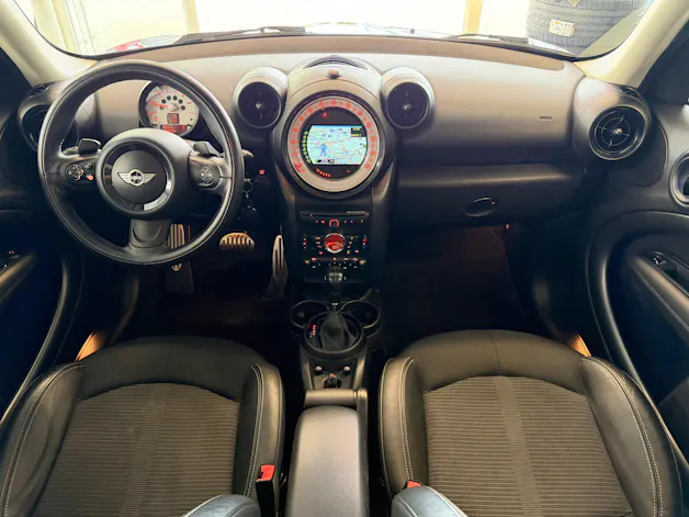 MINI Countryman Cooper SD ALL4 Steptronic Snowhill | CH Fahrzeug | Chili | Wired | Xenon | NAVI |