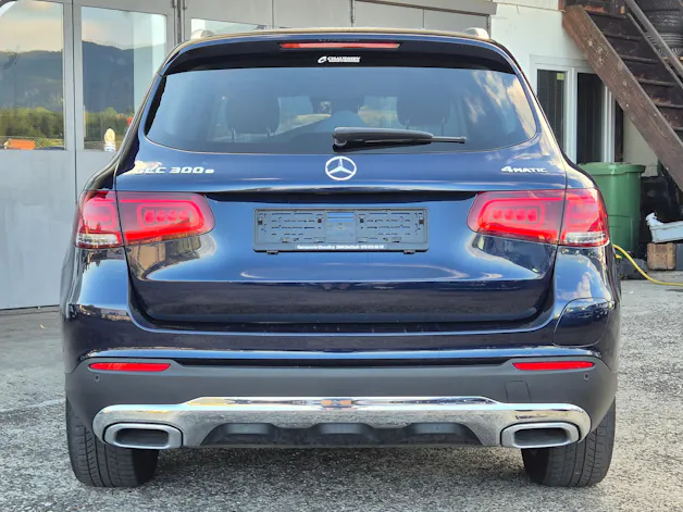 MERCEDES-BENZ GLC 300 e 4Matic 9G-Tronic