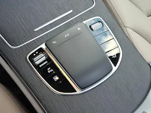 MERCEDES-BENZ GLC 300 e 4Matic 9G-Tronic