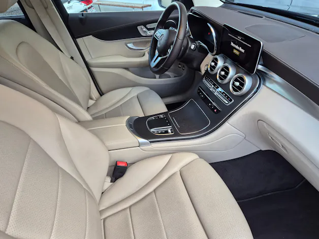 MERCEDES-BENZ GLC 300 e 4Matic 9G-Tronic