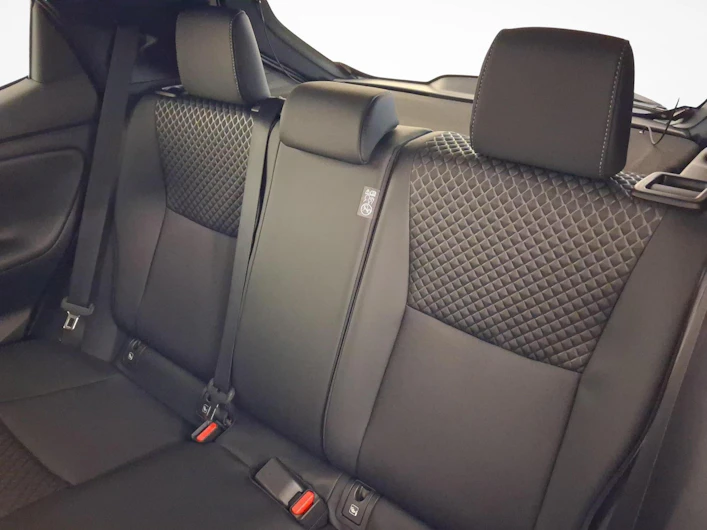 Fahrzeugbild TOYOTA YARIS
