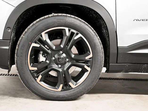 JEEP Avenger 1.2 MHEV 85th Anniversary 4xe