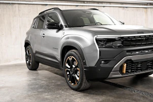 image du véhicule JEEP Avenger 1.2 MHEV 85th Anniversary 4xe