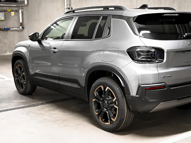 JEEP Avenger 1.2 MHEV 85th Anniversary 4xe