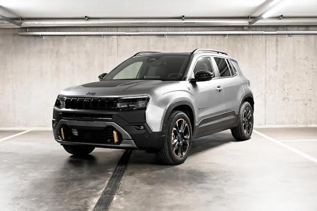 JEEP Avenger 1.2 MHEV 85th Anniversary 4xe