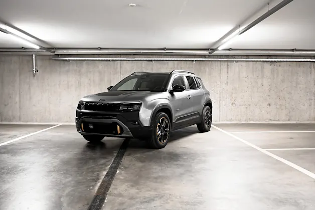JEEP Avenger 1.2 MHEV 85th Anniversary 4xe