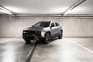 image du véhicule JEEP Avenger 1.2 MHEV 85th Anniversary 4xe