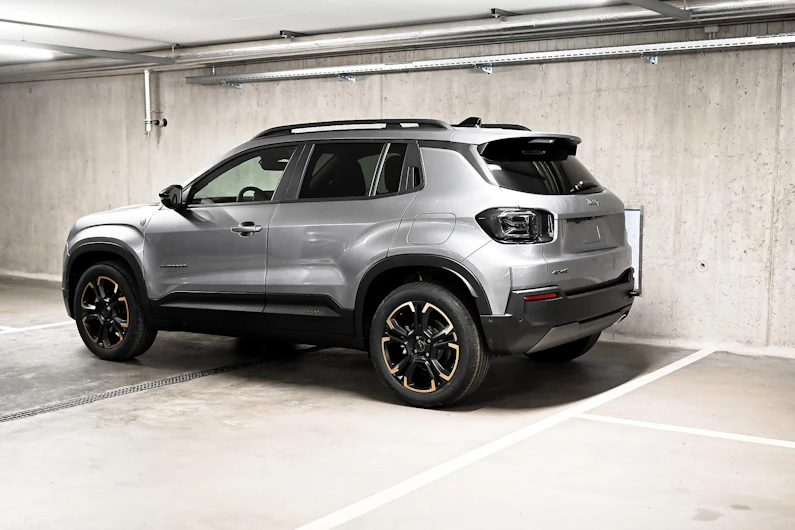 image du véhicule JEEP AVENGER