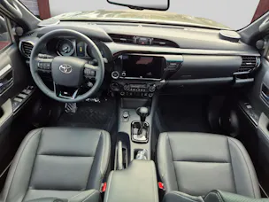 Toyota Hilux Double Cab.-Pick-up 2.8 D-4D MHEV 204 Invincible