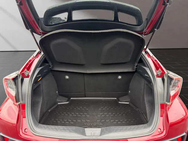 Toyota C-HR 1.8 VVTi HSD Trend