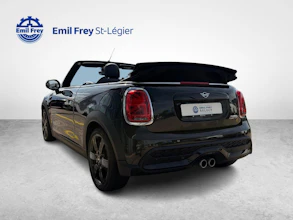https://vehicle.imgix.net/4444112/284c039e-2b7f-48e8-9de2-68af1f017b88.jpg