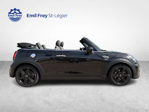 https://vehicle.imgix.net/4444112/66674624-d52a-4f42-a92b-c2aa8b0bdabd.jpg