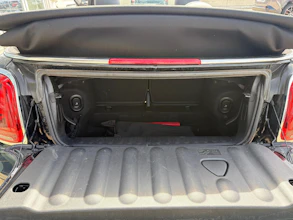 https://vehicle.imgix.net/4444112/8ec9f6ac-124e-4d8e-b97d-d829a8ccbc0f.jpg