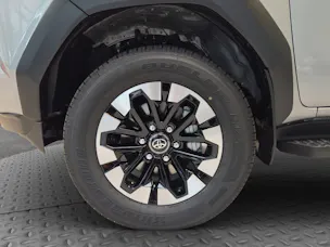 Toyota Hilux Double Cab.-Pick-up 2.8 D-4D MHEV 204 Style
