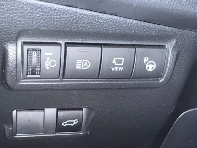 Toyota Corolla Cross 2.0 HSD Premium AWD-i