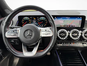 https://vehicle.imgix.net/4444143/3f2d9e72-fcb1-4233-a07b-5b48dbc2ee26.jpg