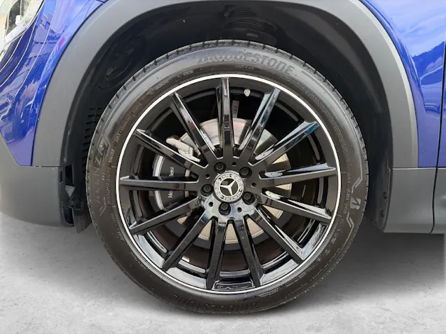 MERCEDES-BENZ GLB 250 AMG Line 4matic