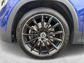 https://vehicle.imgix.net/4444143/440fb70f-163e-4dae-b061-f89cc10c8b5c.jpg