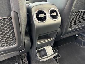 image du véhicule MERCEDES-BENZ GLB 250 AMG Line 4matic
