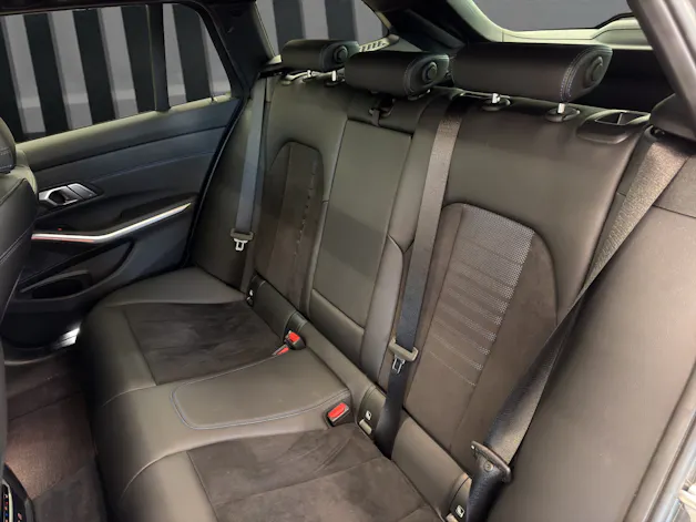 BMW 320d xDrive Touring M AERODYNAMIKPAKET