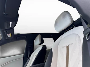 https://vehicle.imgix.net/4444153/e559164c-e28a-45cd-bcb8-0c2ec7f2af26.jpg