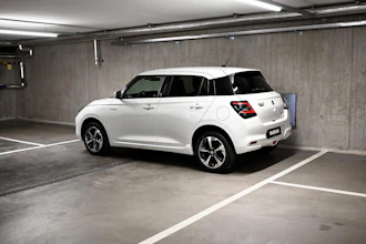 https://vehicle.imgix.net/4444162/4221e790-33c9-4854-b33f-a50a403c61a1.jpg