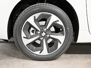Suzuki Swift 1.2 Piz Sulai Top Hybrid 4x4