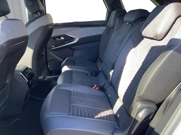PEUGEOT 5008 1.6 PHEV 225 GT Exclusive