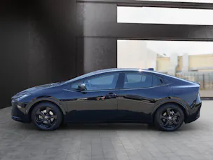 Toyota Prius 2.0 Plug-In-Hybrid Premium
