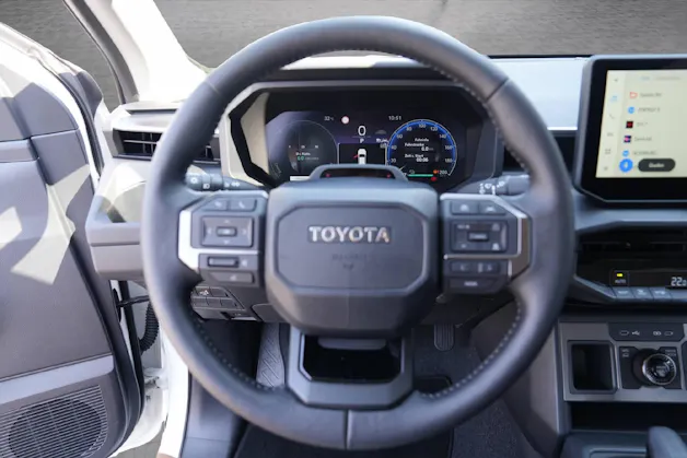 Toyota Hilux Double Cab.-Pick-up 59KWh Comfort