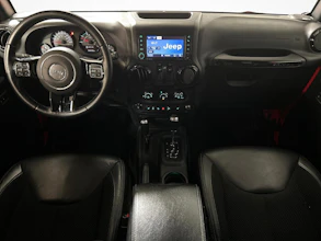 https://vehicle.imgix.net/4444234/95d05fb6-616a-4201-b739-cf0a458d9b63.jpg