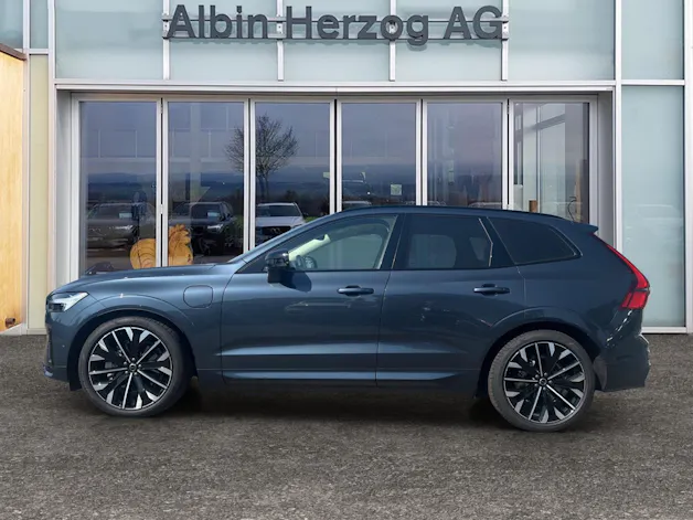 VOLVO XC60 2.0 T8 TE Ultra Dark eAWD