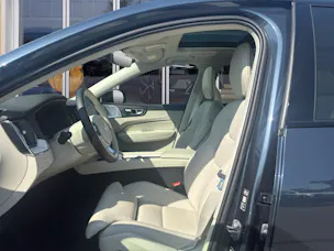 VOLVO XC60 2.0 T8 TE Ultra Dark eAWD